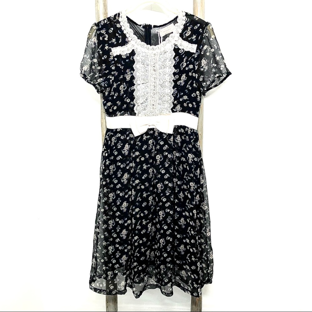 Vintage NWT Gemini Floral and Lace Dress